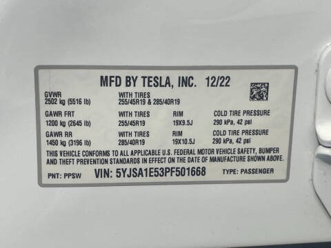 2023 Tesla Model S Standard Range