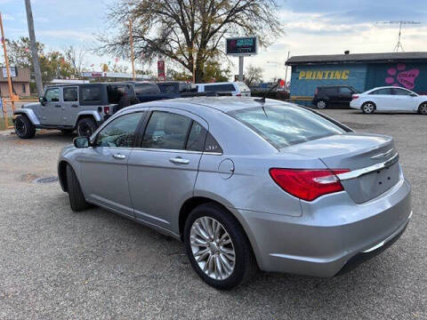 2013 Chrysler 200 Limited