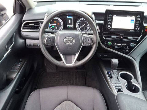 2021 Toyota Camry Hybrid LE