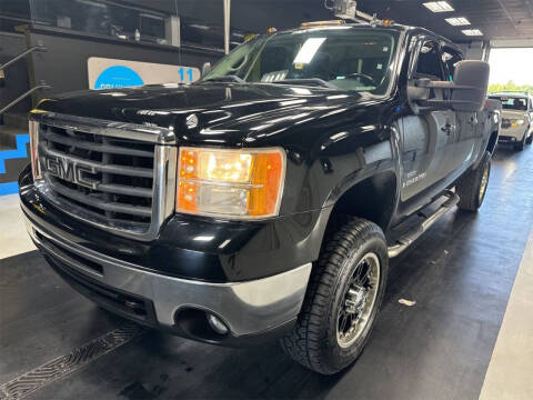 2008 GMC Sierra 2500HD for sale at GOLDEN RULE AUTO in Newark OH