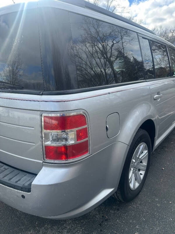 2011 Ford Flex SE