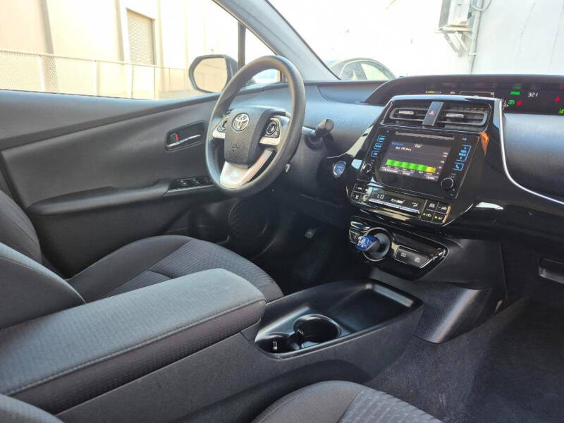 2017 Toyota Prius Two