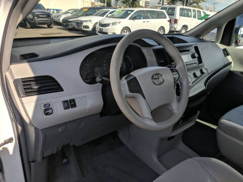 2014 Toyota Sienna L 7-Passenger