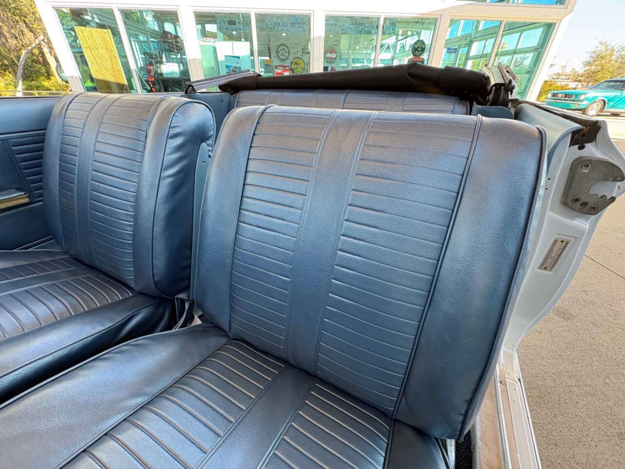 1964 Chevrolet Corvair 33