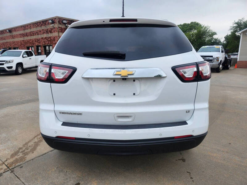 2017 Chevrolet Traverse LT