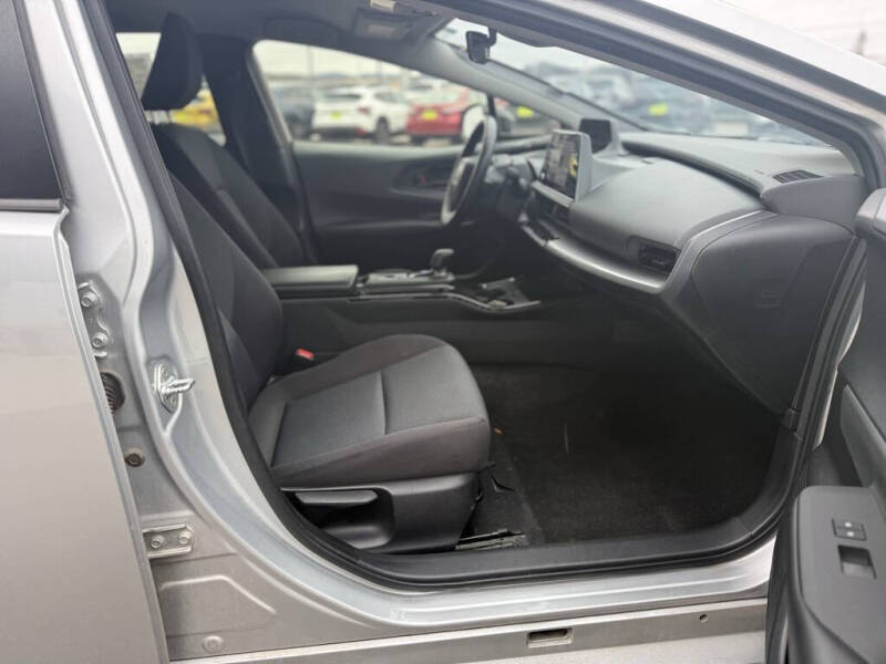 2024 Toyota Prius LE