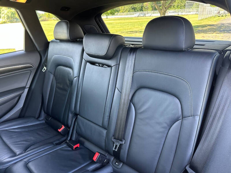 2015 Audi SQ5 3.0T quattro Premium Plus