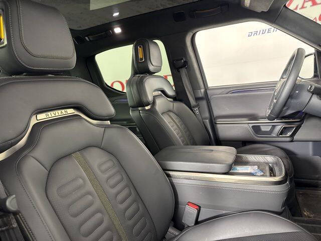 2022 Rivian R1T Adventure