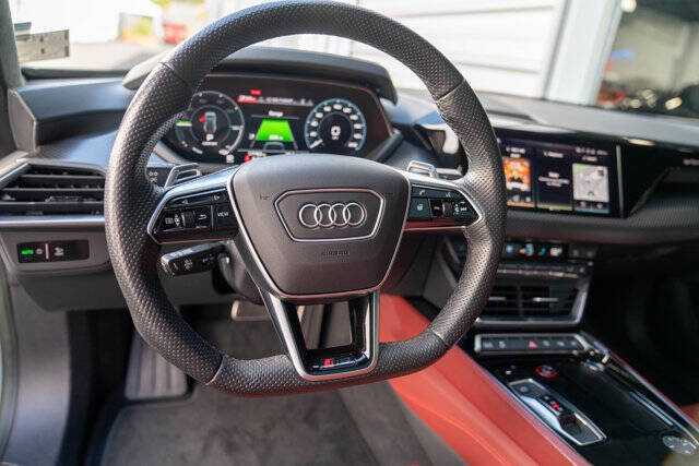 2023 Audi RS e-tron GT quattro