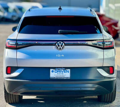 2023 Volkswagen ID.4 Pro