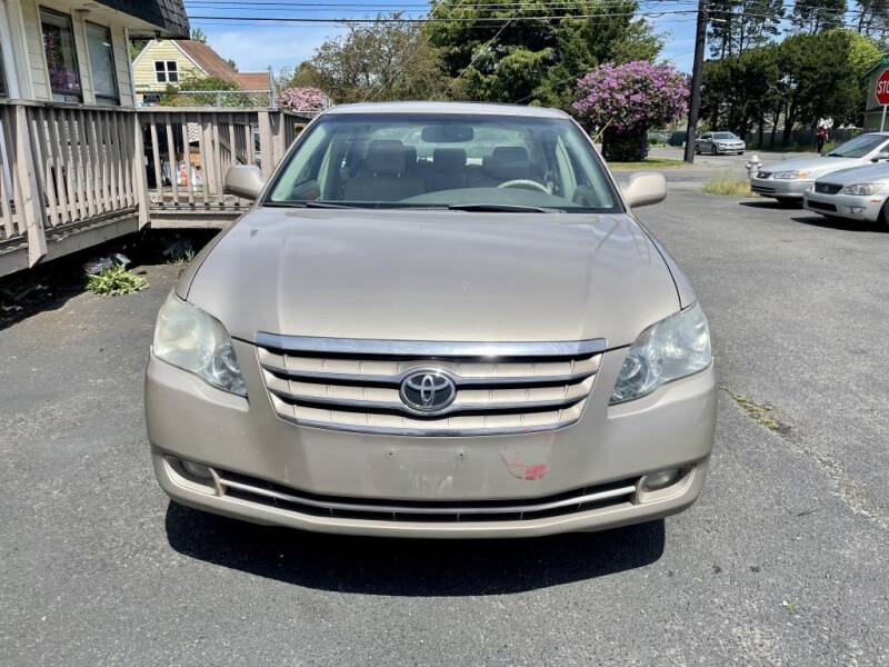 2006 Toyota Avalon for sale at Life Auto Sales in Tacoma WA