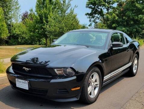 2011 Ford Mustang for sale at CLEAR CHOICE AUTOMOTIVE in Milwaukie OR