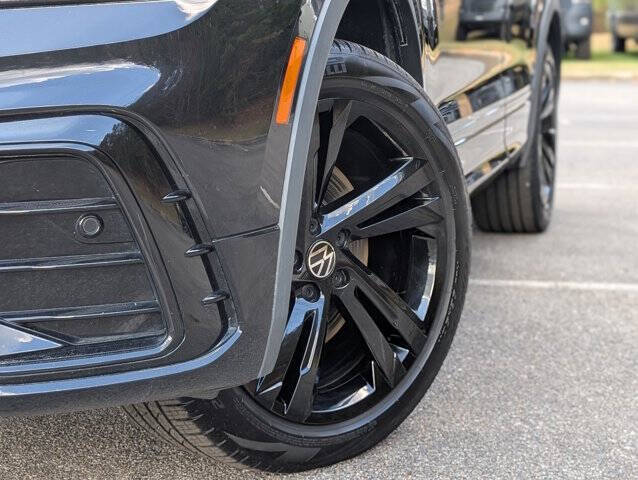 2023 Volkswagen Tiguan SE R-Line Black