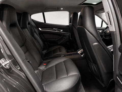 2015 Porsche Panamera