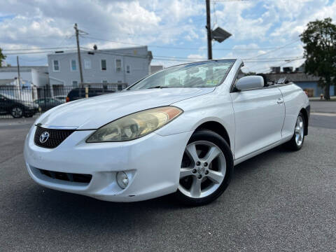 2006 Toyota Camry Solara for sale at Illinois Auto Sales in Paterson NJ