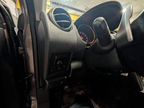 2009 Nissan Rogue S