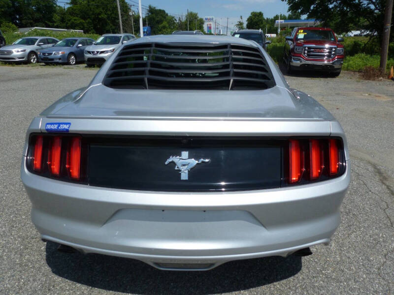 2016 Ford Mustang V6