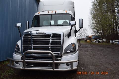2015 Freightliner Cascadia for sale at Route 65 Sales in Mora MN