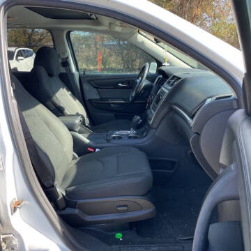 2016 GMC Acadia SLE-2