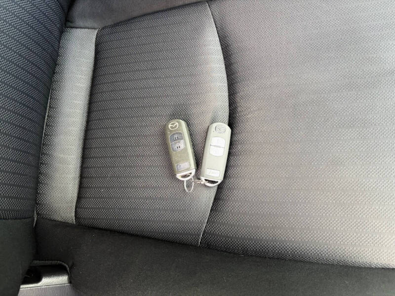 2014 Mazda MAZDA3 i Sport