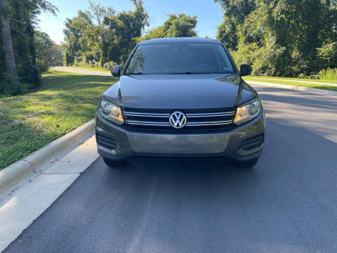 2013 Volkswagen Tiguan for sale at Super Auto Sales in Fuquay Varina NC