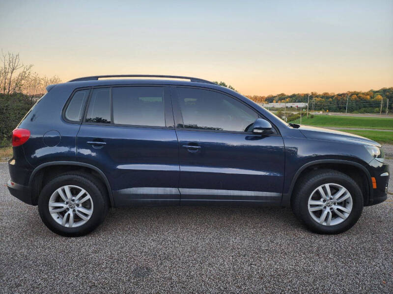 2016 Volkswagen Tiguan null photo 8