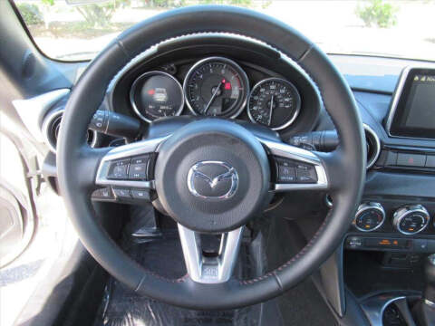 2017 Mazda MX-5 Miata RF Grand Touring