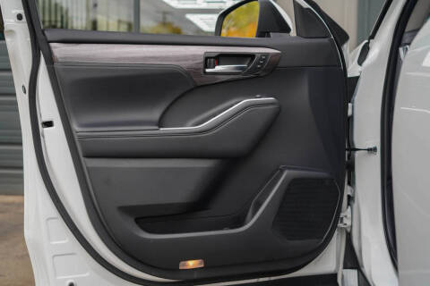 2022 Toyota Highlander Limited