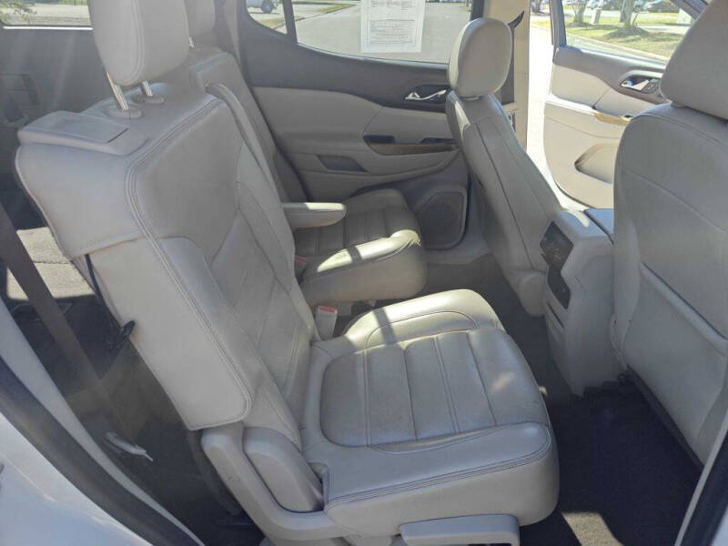 2017 GMC Acadia Denali