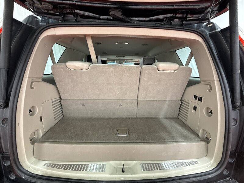 2016 Cadillac Escalade Luxury Collection