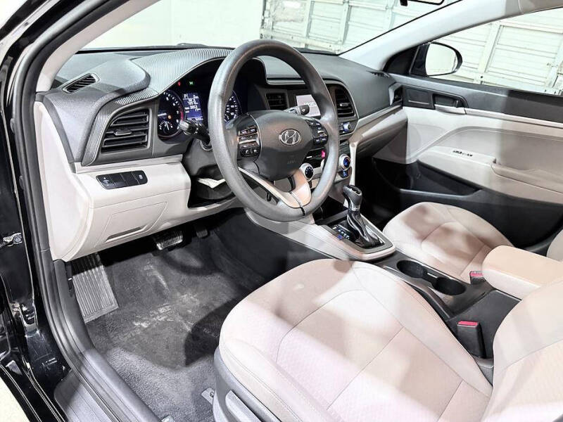 2019 Hyundai Elantra