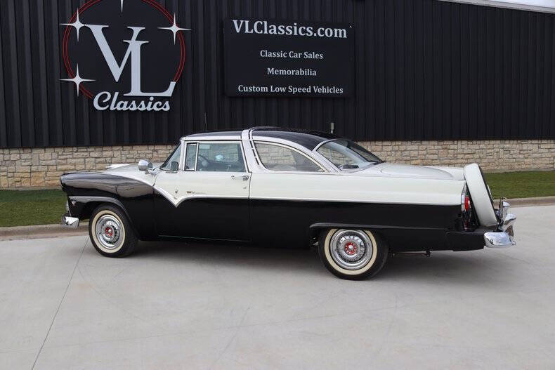 1955 Ford Crown Victoria