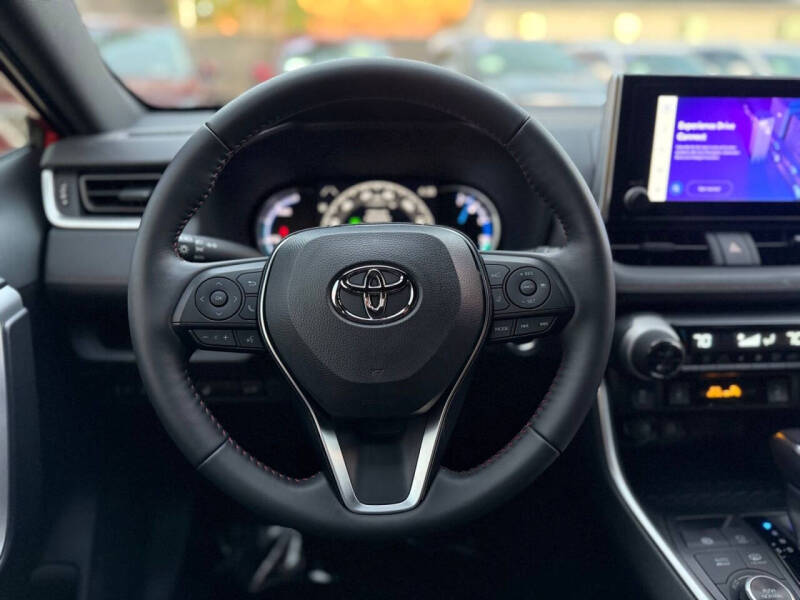 2024 Toyota RAV4 Prime SE