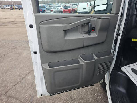 2021 Chevrolet Express 2500