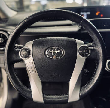 2016 Toyota Prius c Three