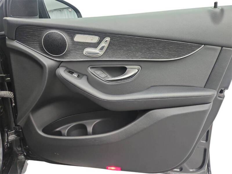 2021 Mercedes-Benz GLC GLC 300 4MATIC