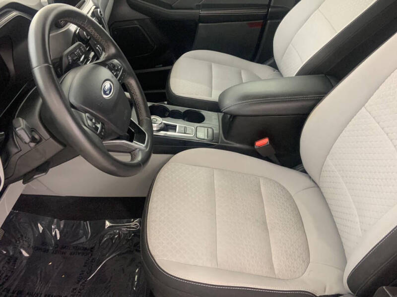 2023 Ford Escape Hybrid Active