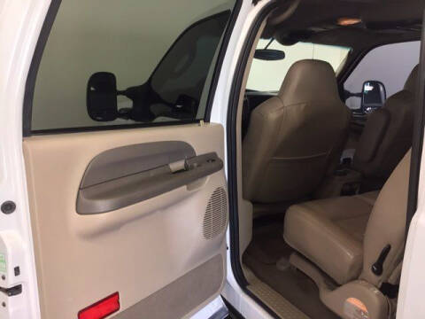 2003 Ford Excursion XLT