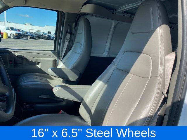 2024 Chevrolet Express 2500