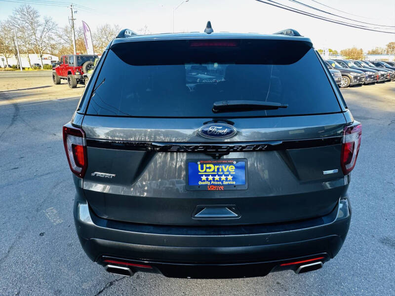 2016 Ford Explorer Sport