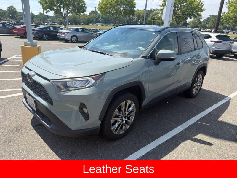 2019 Toyota RAV4 XLE Premium
