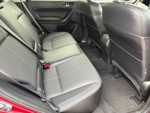 2017 Subaru Forester 2.5i Touring