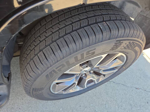 2005 GMC Yukon SLE