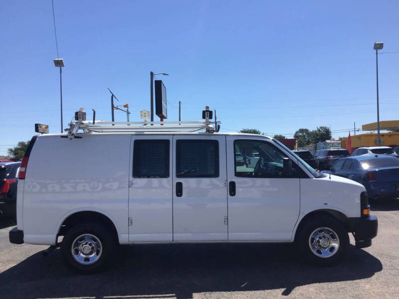 2017 Chevrolet Express 2500