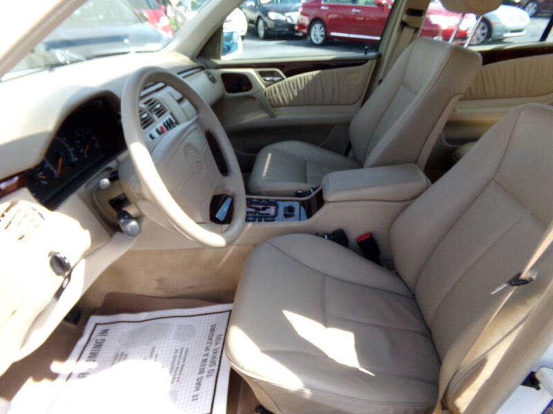 1999 Mercedes-Benz E-Class E 320