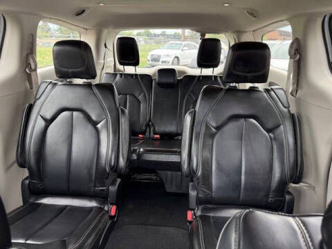 2020 Chrysler Voyager LXi