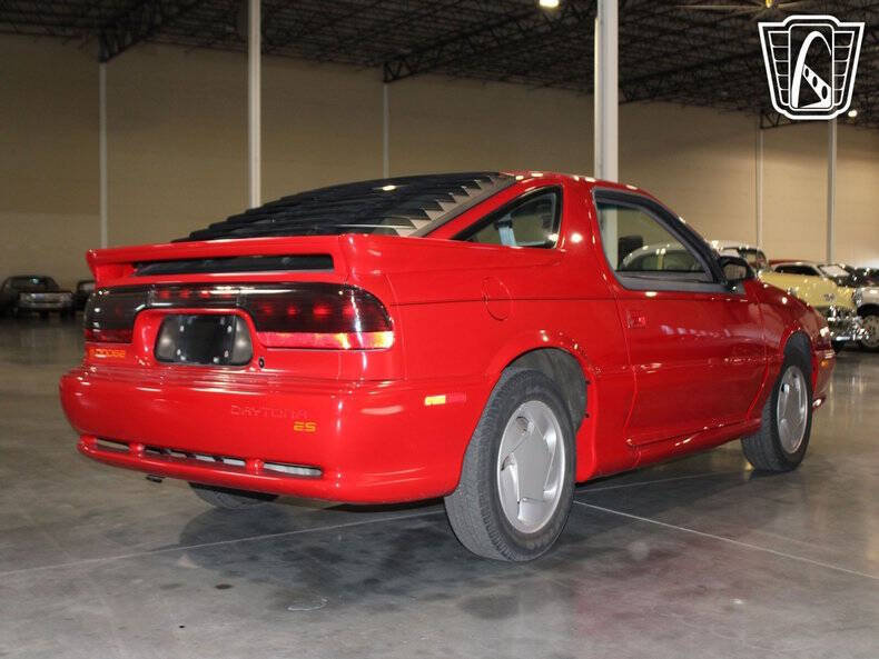 1993 Dodge Daytona ES