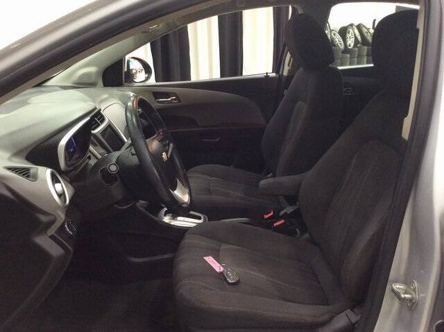 2018 Chevrolet Sonic LT Auto