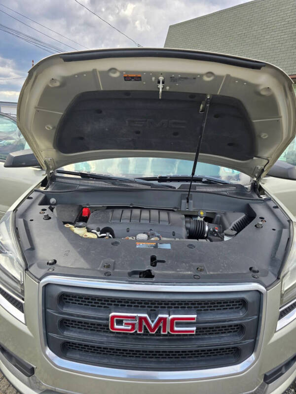 2015 GMC Acadia SLE-2