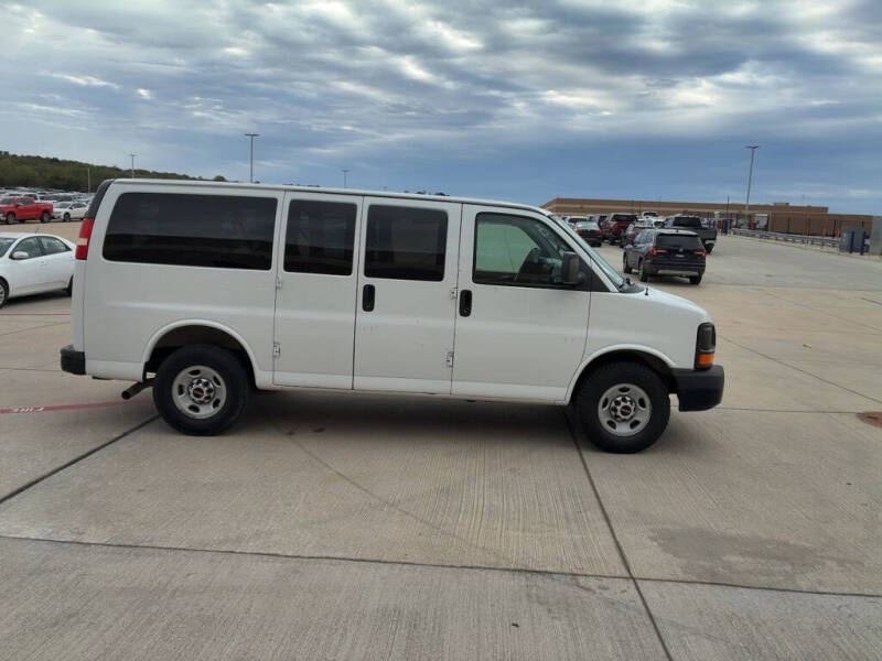 2014 GMC Savana LS 3500